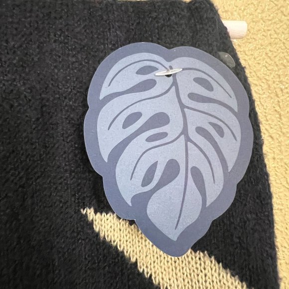 NWT Tommy Bahama Kids Dinosaur Reversible Throw 50 x 60 - Picture 4 of 8